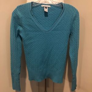 Gap V-Neck Sweater